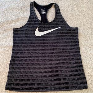 Women’s Nike Tank Size XL